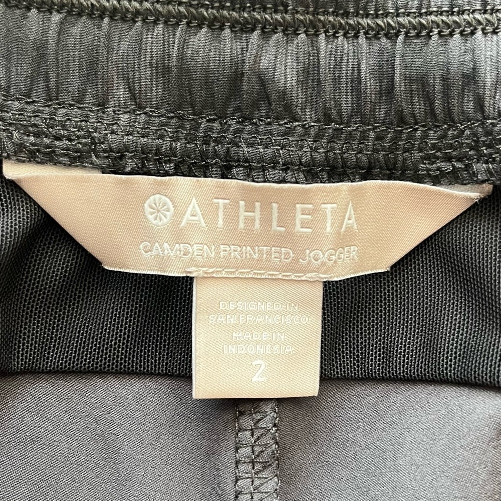 Athleta Camden Printed Jogger Pant in Black Moire - Picture 13 of 16